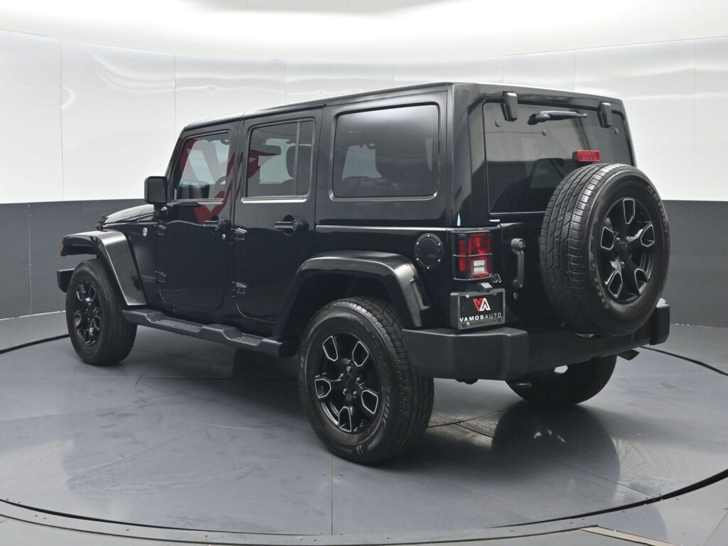 2017 Jeep Wrangler Unlimited Smoky Mountain