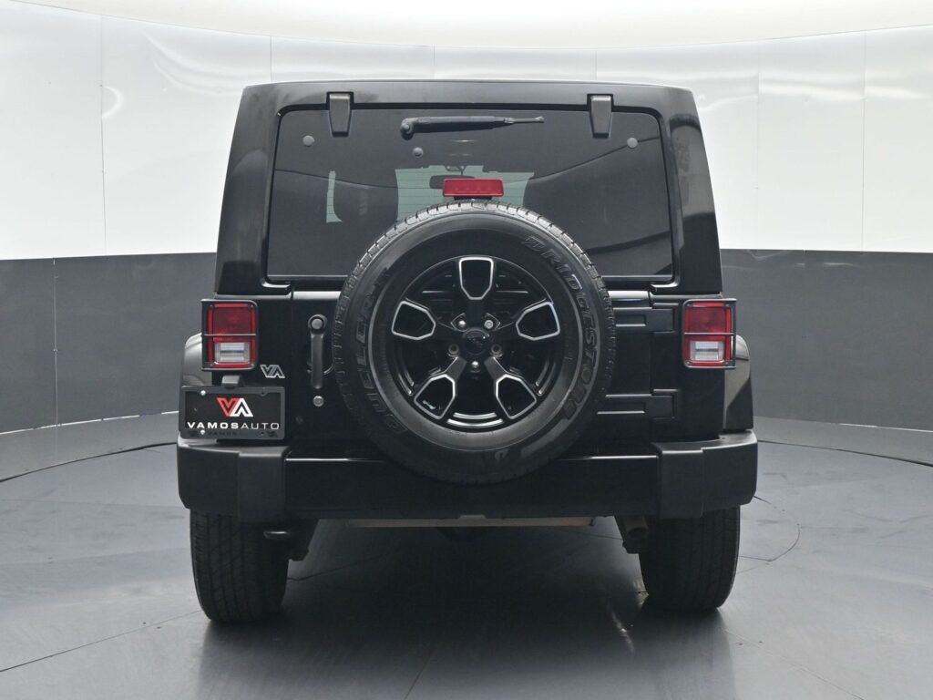 2017 Jeep Wrangler Unlimited Smoky Mountain