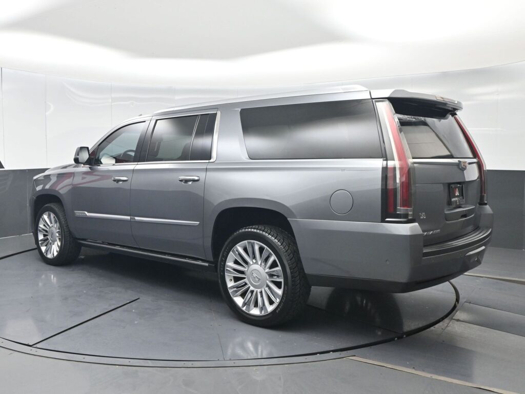 2018 Cadillac Escalade ESV Platinum 4WD
