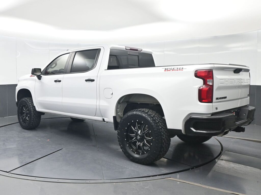 2020 Chevrolet Silverado 1500 4WD Crew Cab Short Bed LT Trail Boss