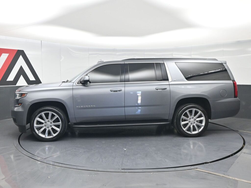 2020 Chevrolet Suburban 4WD LT