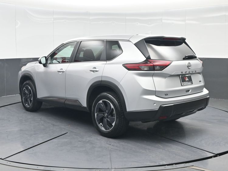2024 Nissan Rogue SV FWD