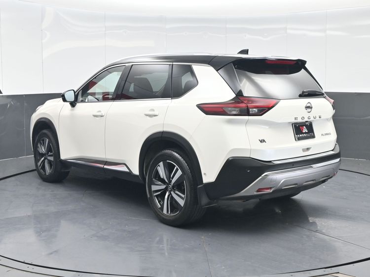 2021 Nissan Rogue Platinum FWD